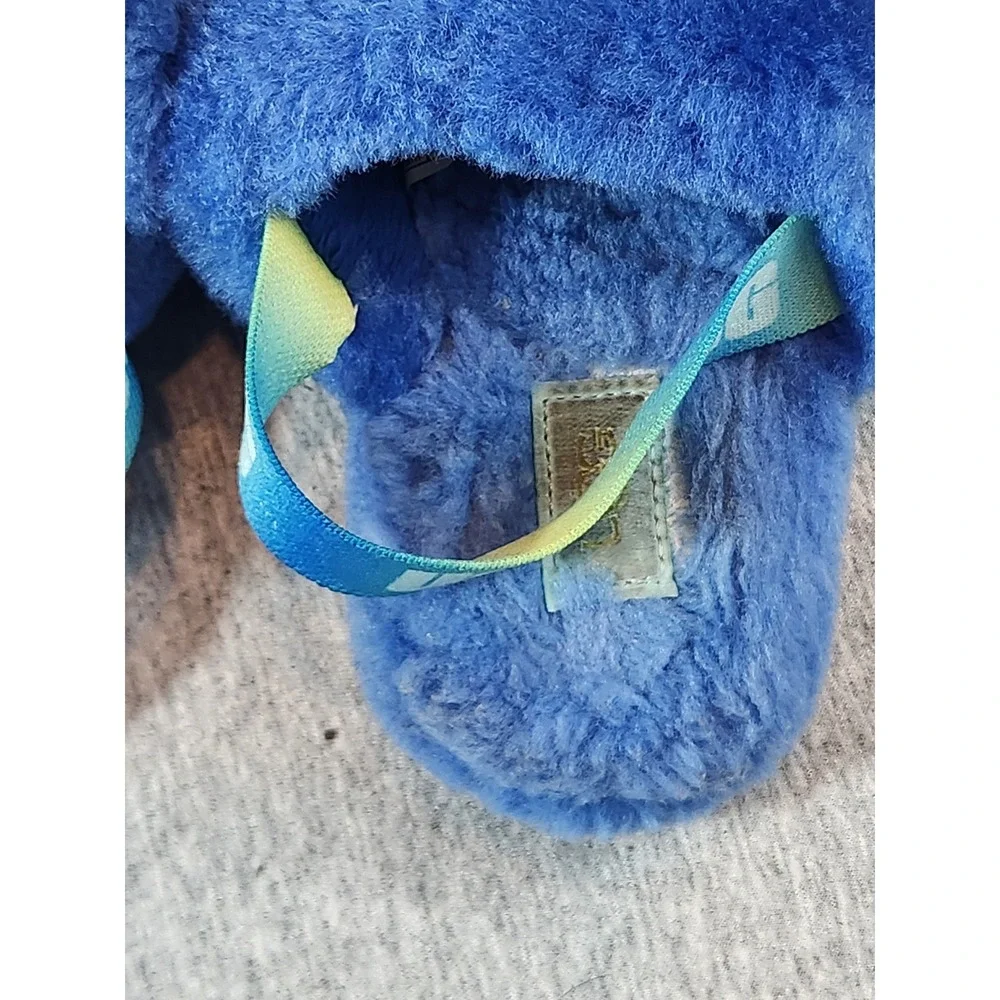 UGG Fluff Yeah Slides Kids Size 2 Blue Elastic Slingback Sheepskin Sandals
